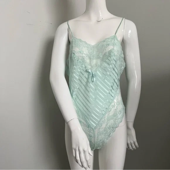 Vintage Mint Green Sheer Lace Robe & Lingerie Set | Coquette Boudoir Peignoir M - Picture 6 of 11